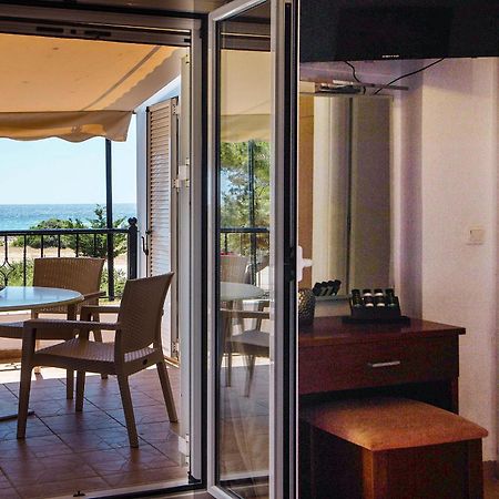 Romanos Beach Villas Экстерьер фото
