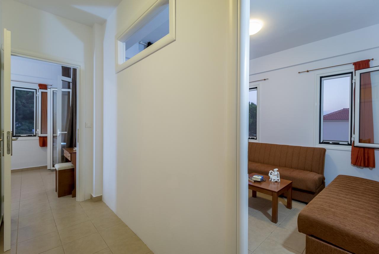 Romanos Beach Villas Экстерьер фото