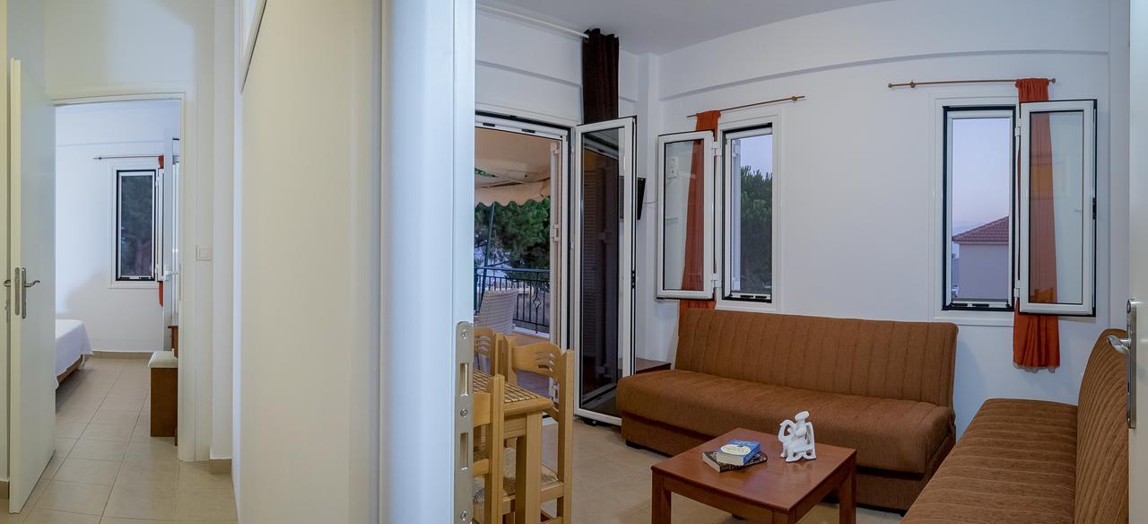 Romanos Beach Villas Экстерьер фото