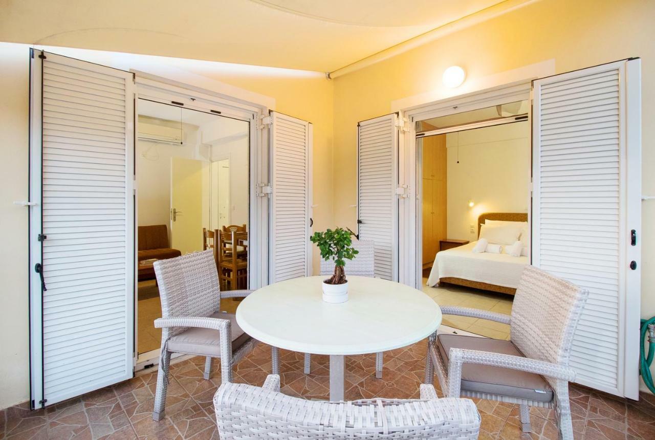 Romanos Beach Villas Экстерьер фото